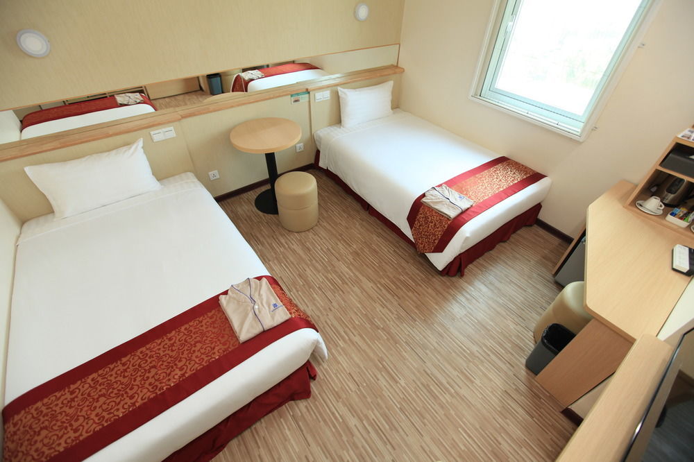 Super Hotel Yangon Ngoại thất bức ảnh