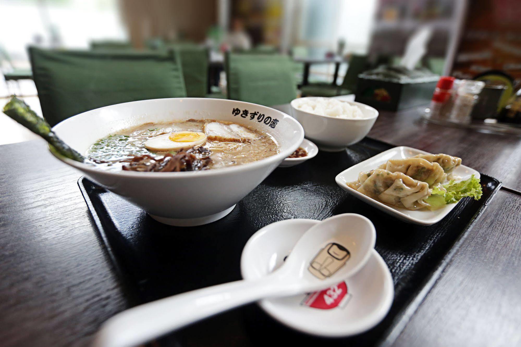 Super Hotel Yangon Ngoại thất bức ảnh