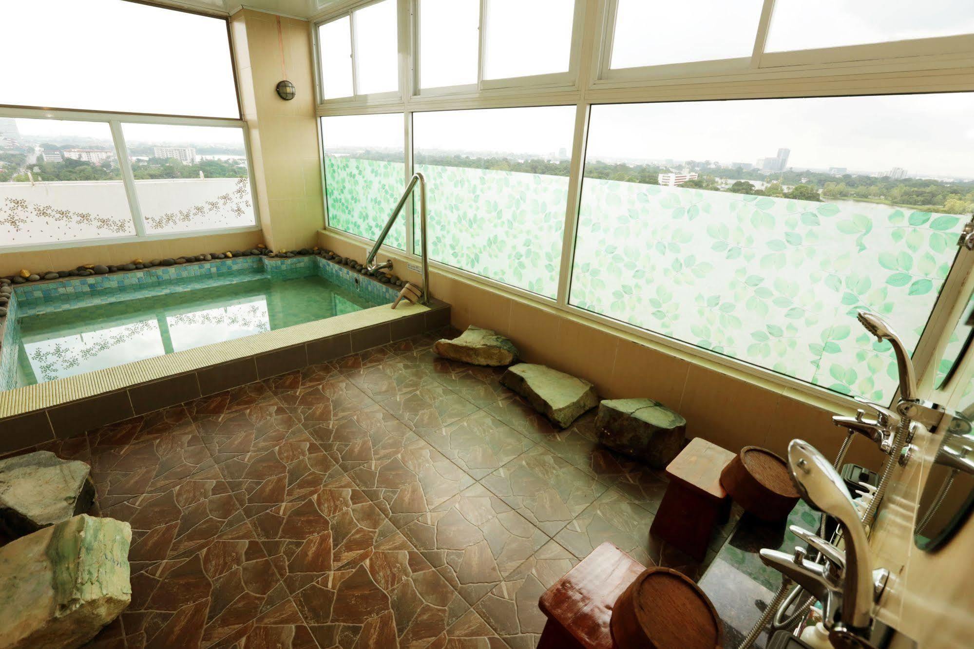 Super Hotel Yangon Ngoại thất bức ảnh